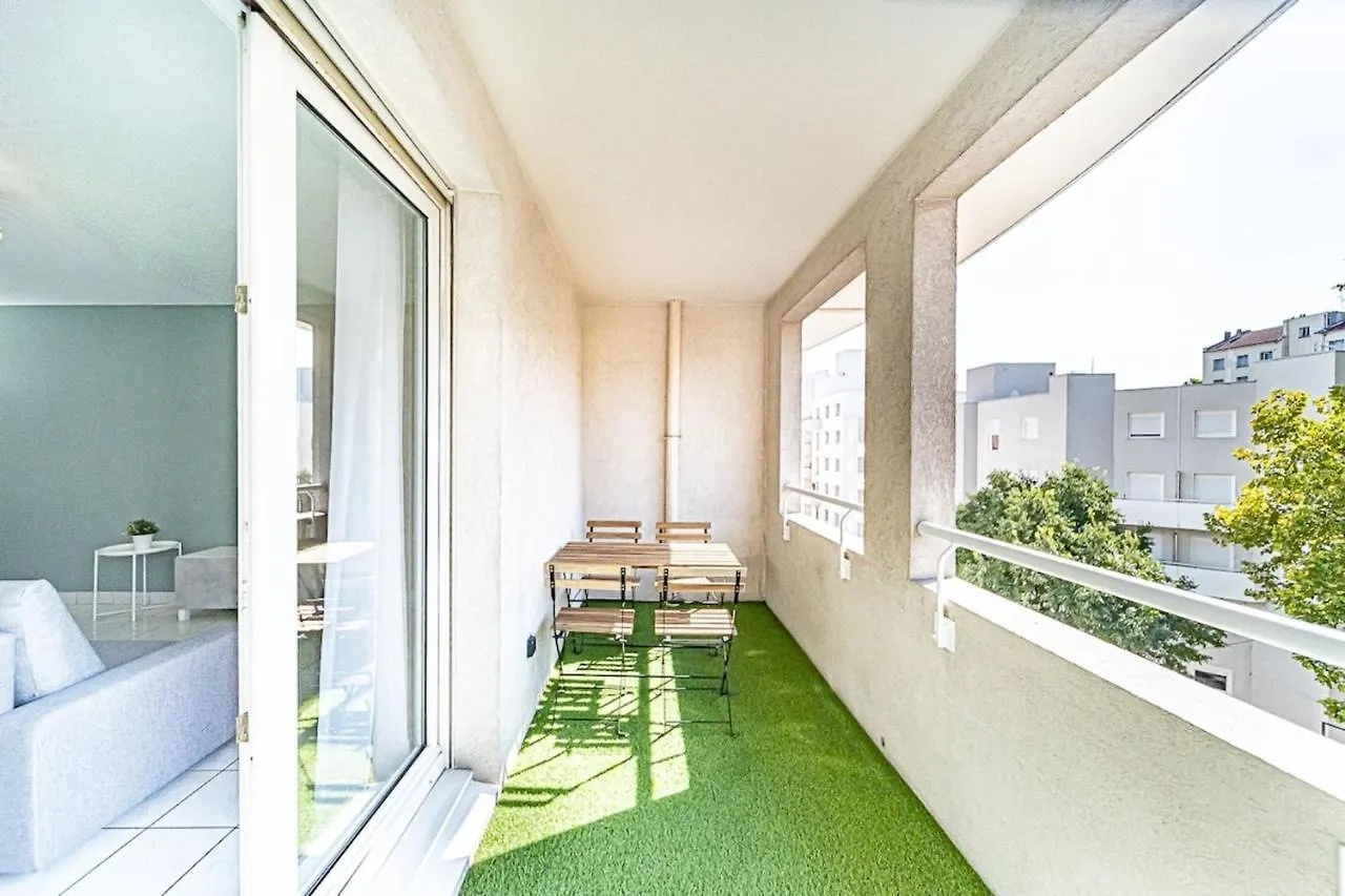 Appartement Cosy Avec Balcony And Garage-Charpennes Villeurbanne