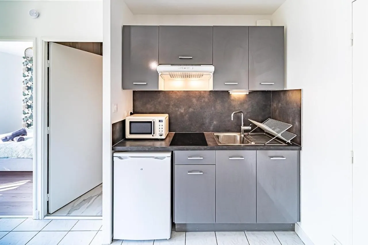 Appartement Cosy Avec Balcony And Garage-Charpennes Villeurbanne