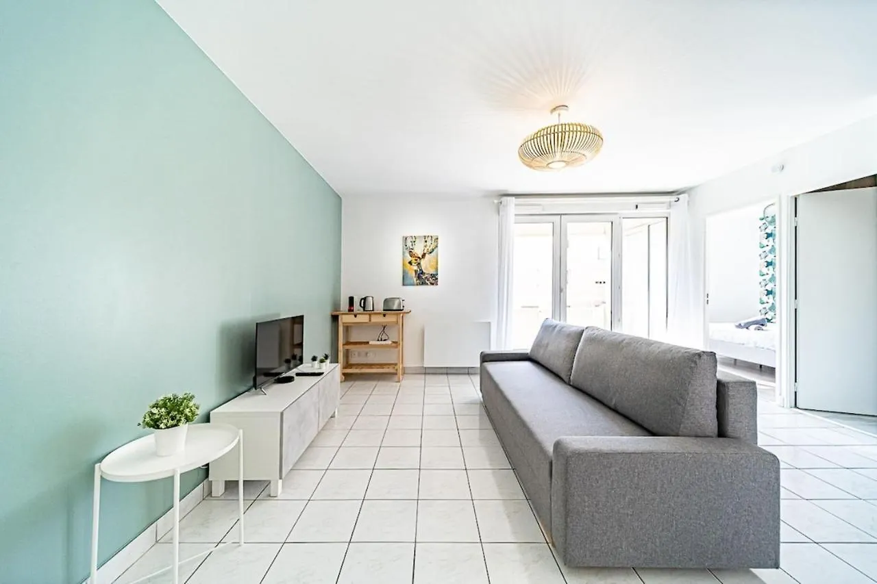 Appartement Cosy Avec Balcony And Garage-Charpennes Villeurbanne 0*,