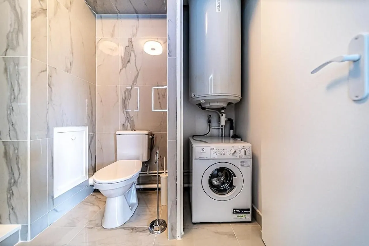 Appartement Cosy Avec Balcony And Garage-Charpennes Villeurbanne France